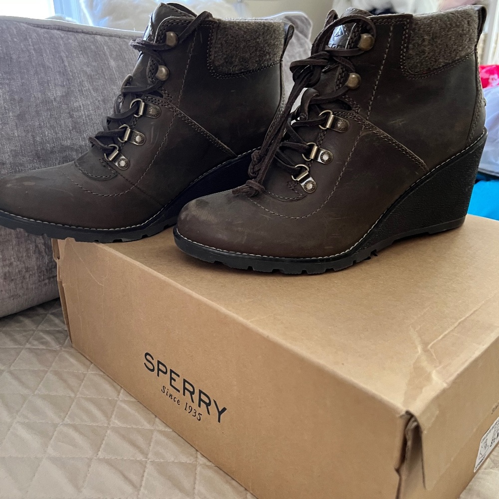Sperry Celeste Bliss Canteen Women’s Wedge Booties